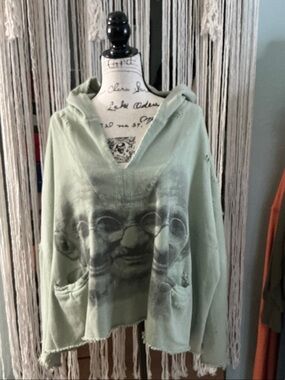 Magnolia Pearl Bapu Fritza Hoodie